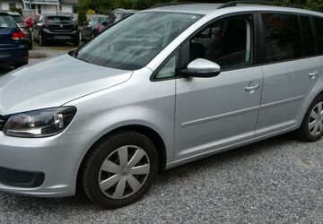 VW Touran 200.000 km 5.555 &euro; Paderborn 33100