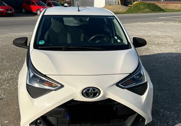 Toyota Aygo (X) 34.288 km 9.200 &euro; Lippetal 59510