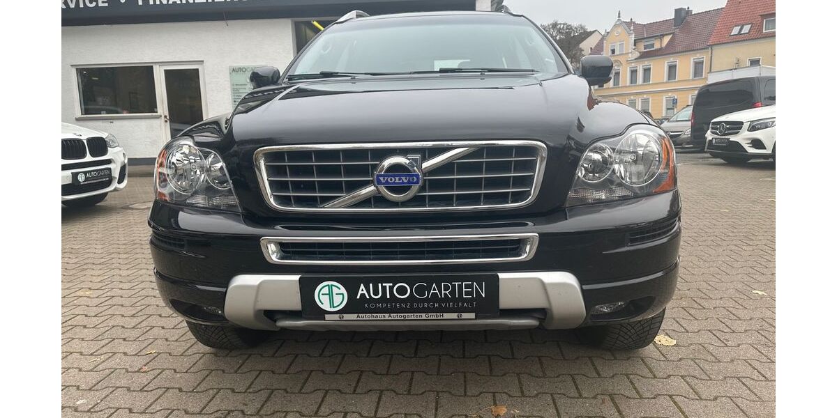 Volvo XC90 119.543 km 23.550 &euro; Paderborn 33098