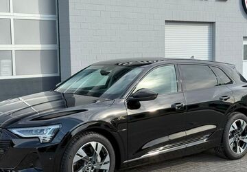 Audi e-tron 8.500 km 34.999 &euro; Bad Wünnenberg 33181