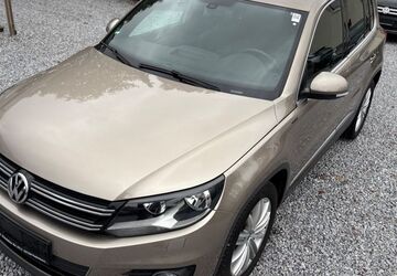 VW Tiguan 94.346 km 14.490 &euro; Paderborn 33104