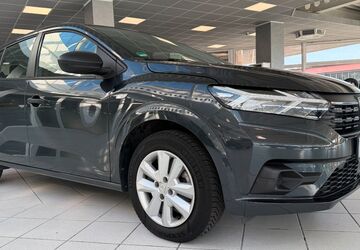 Dacia Sandero 32.450 km 17.390 &euro; Beckum 59269