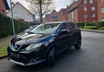 Nissan Qashqai 111.000 km 14.700 &euro; Paderborn 33100