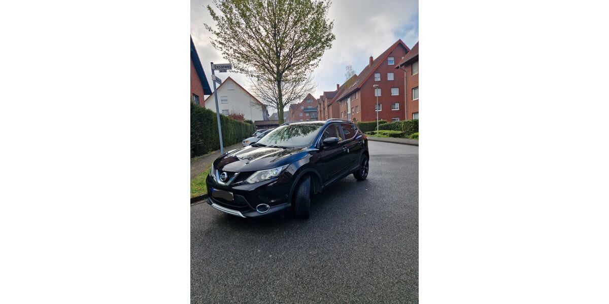 Nissan Qashqai 111.000 km 14.700 &euro; Paderborn 33100