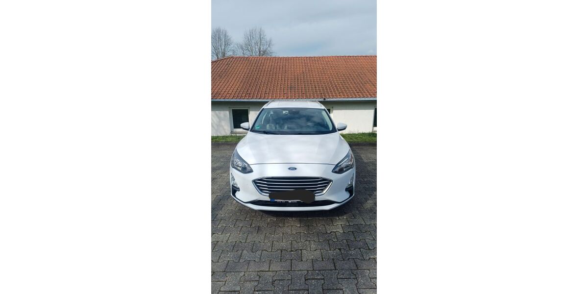 Ford Focus 135.000 km 10.200 &euro; Büren 33142