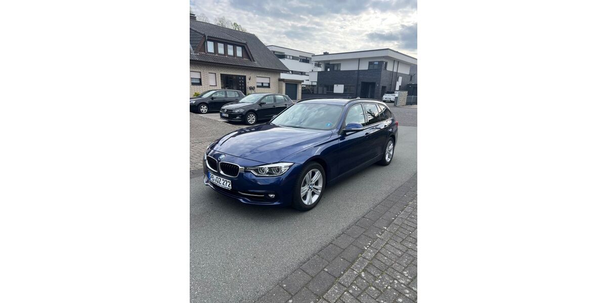 BMW 318 159.000 km 12.900 &euro; Paderborn 33100
