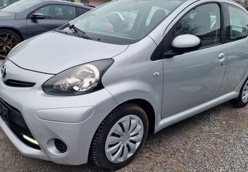 Toyota Aygo (X) 122.476 km 3.990 &euro; Soest 59494