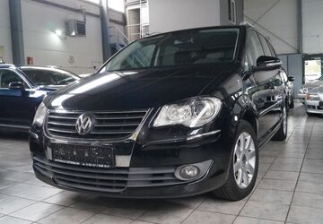 VW Touran 176.800 km 4.290 &euro; Gütersloh 33334