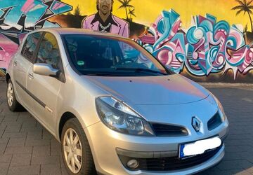 Renault Clio 190.000 km 1.800 &euro; Paderborn 33100