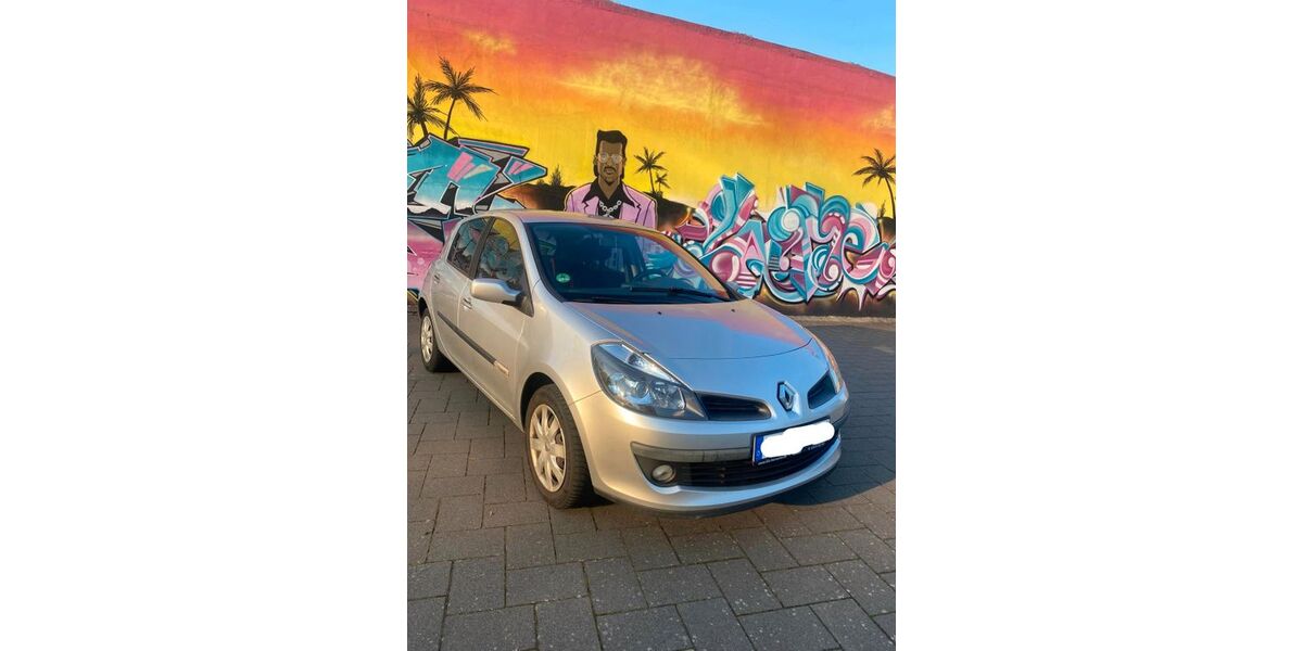 Renault Clio 190.000 km 1.800 &euro; Paderborn 33100