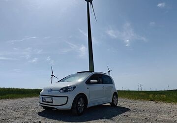 VW e-up! 137.050 km 8.490 &euro; Lippstadt 59557