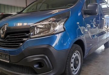 Renault Trafic 98.400 km 9.499 &euro; Paderborn 33100