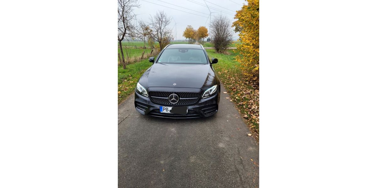 Mercedes-Benz E 220 195.000 km 22.499 &euro; Paderborn 33102