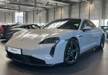 Porsche Taycan 3.000 km 199.890 &euro; Paderborn 33100