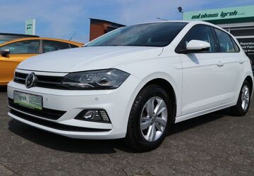 VW Polo 53.050 km 12.990 &euro; Paderborn Schloß-Neuhaus 33104