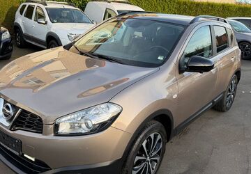 Nissan Qashqai 74.000 km 8.499 &euro; Paderborn 33100