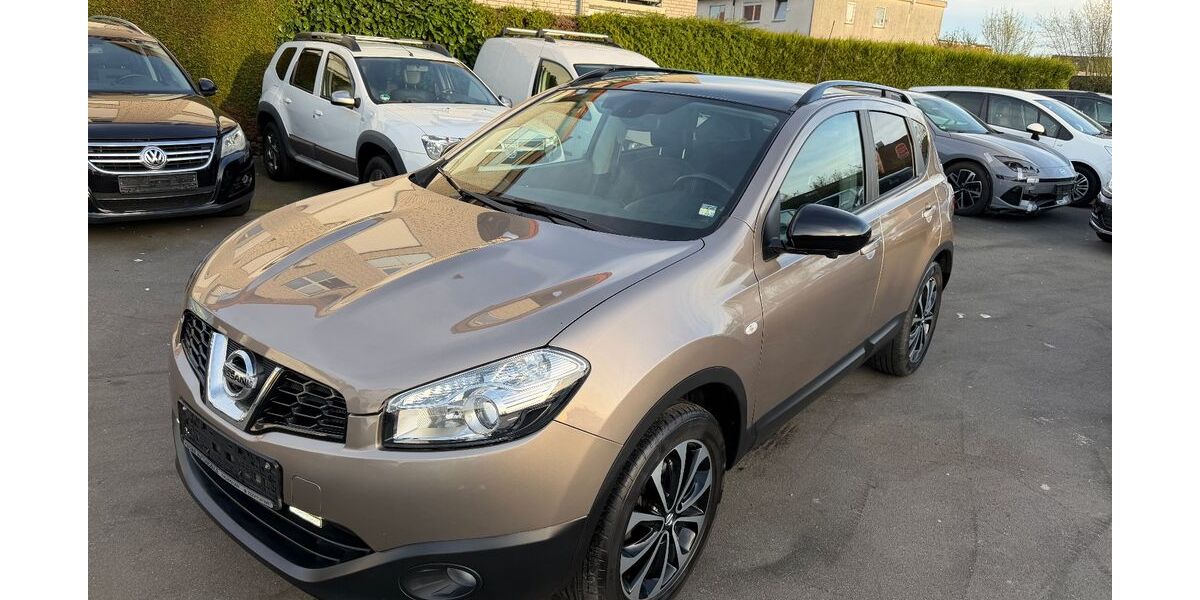 Nissan Qashqai 74.000 km 8.499 &euro; Paderborn 33100