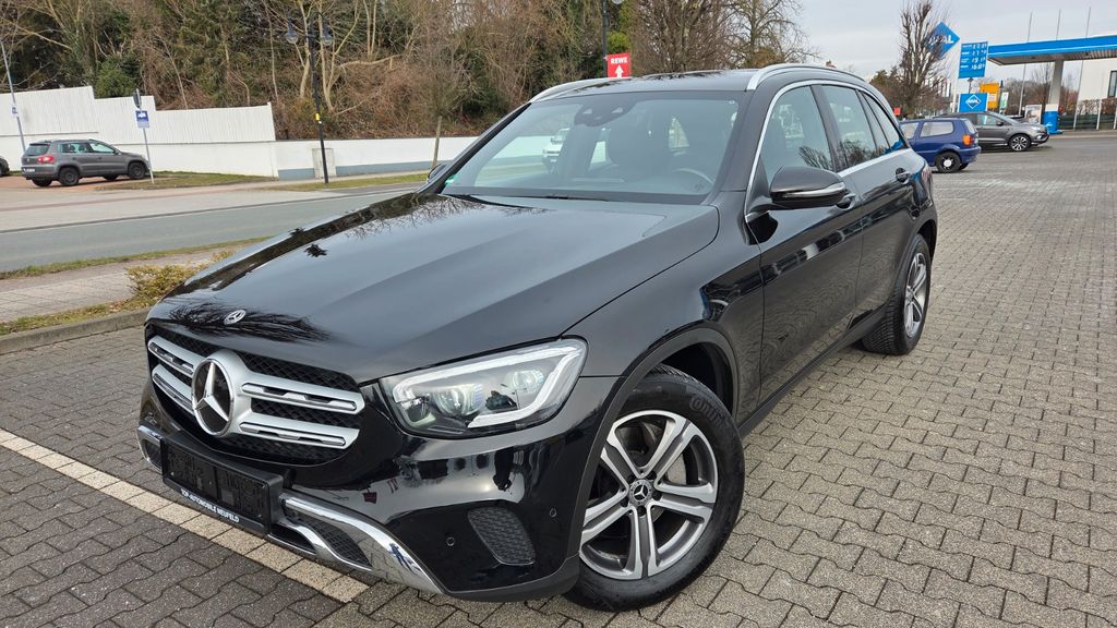 Mercedes-Benz GLC 220 57.000 km 33.999 &euro; Salzkotten 33154