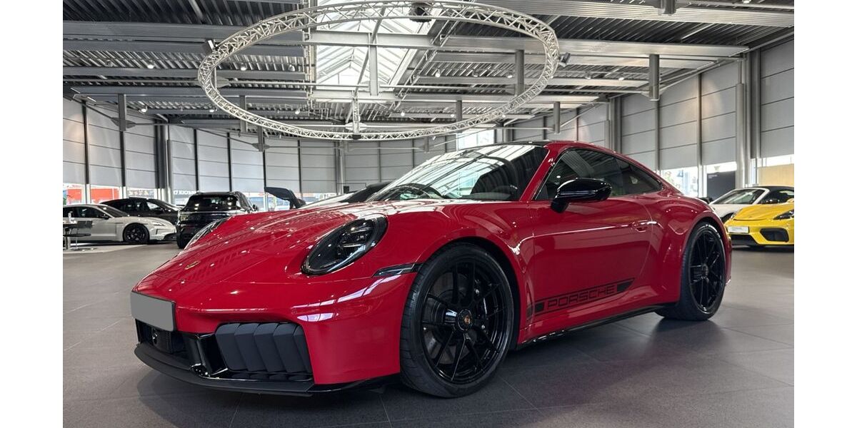 Porsche 992 3.500 km 199.890 &euro; Paderborn 33100