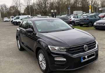 VW T-Roc 92.000 km 14.800 &euro; Paderborn 33106
