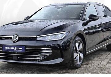 VW Passat Variant 4.990 km 45.890 &euro; Verl 33415