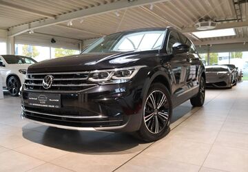VW Tiguan 51.160 km 28.990 &euro; Oelde 59302