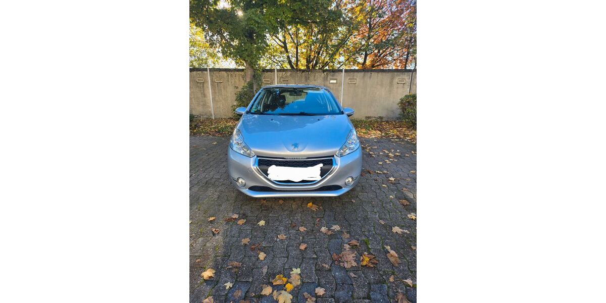 Peugeot 208 125.100 km 3.250 &euro; GÜTERSLOH 33332