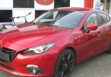 Mazda 3 120.000 km 9.999 &euro; Paderborn 33100