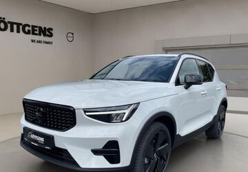 Volvo XC40 7.950 km 36.949 &euro; Soest 59494