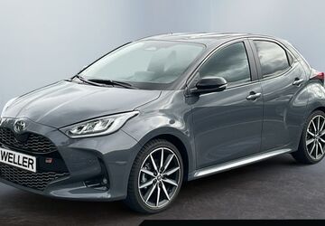 Toyota Yaris 4.400 km 29.290 &euro; Gütersloh 33330