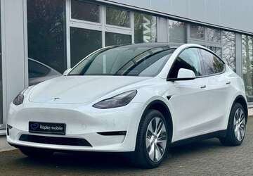 Tesla Model Y 154.896 km 29.980 &euro; Paderborn 33100