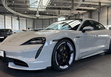 Porsche Taycan 18.450 km 89.890 &euro; Paderborn 33100