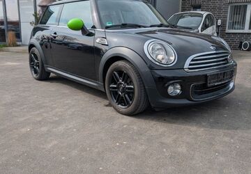 Mini ONE 153.808 km 4.500 &euro; Rietberg 33397