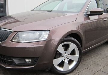 Skoda Octavia 125.000 km 10.999 &euro; Paderborn 33102