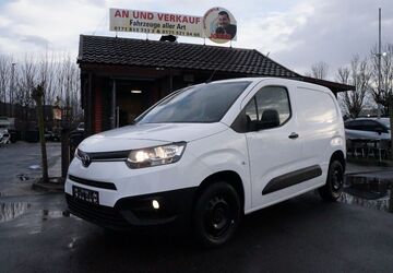 Toyota Proace City 41.877 km 11.990 &euro; Erwitte 59597