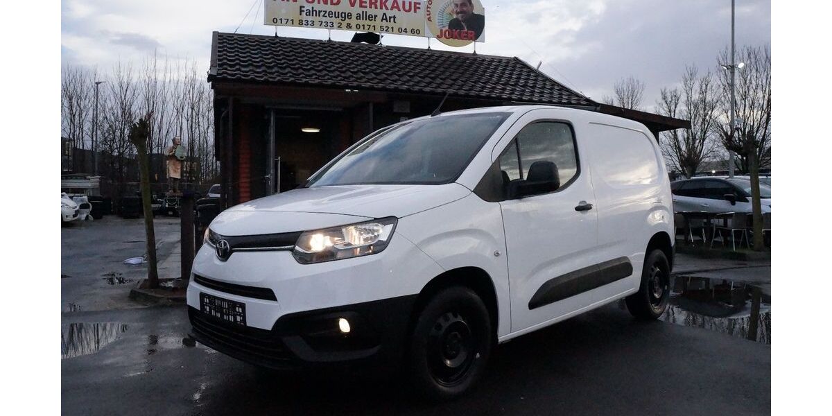 Toyota Proace City 41.877 km 11.990 &euro; Erwitte 59597