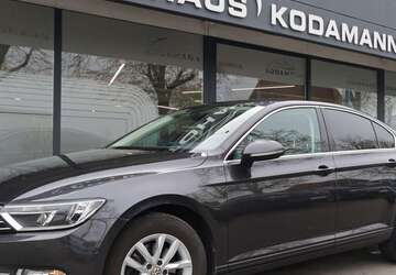 VW Passat 262.548 km 9.950 &euro; Rheda-Wiedenbrück 33378