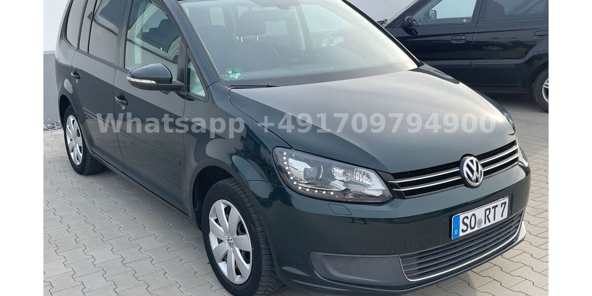 VW Touran 141.000 km 8.499 &euro; Lippstadt 59557
