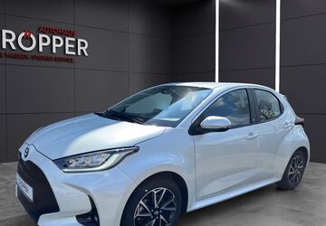 Toyota Yaris 13.999 km 18.900 &euro; Paderborn 33104