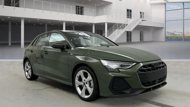 Audi A3 4.900 km 34.990 &euro; Gütersloh 33330