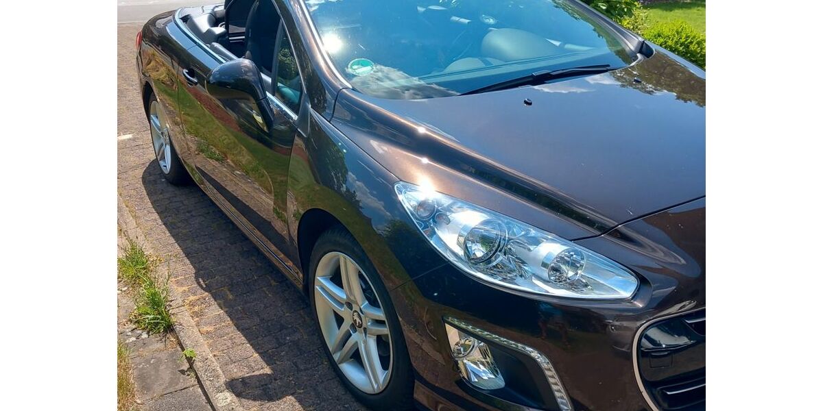 Peugeot 308 81.000 km 6.500 &euro; Paderborn 33165