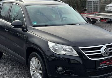 VW Tiguan 144.000 km 7.499 &euro; Salzkotten 33154
