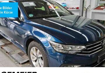 VW Passat Variant 42.071 km 30.895 &euro; Salzkotten 33154
