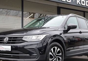 VW Tiguan 134.786 km 21.950 &euro; Rheda-Wiedenbrück 33378