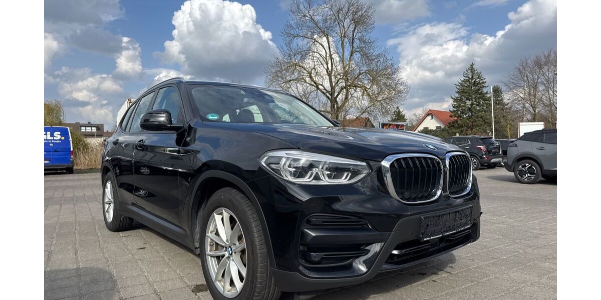 BMW X3 148.600 km 23.799 &euro; Paderborn 33104
