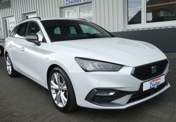 Seat Leon 24.740 km 24.890 &euro; Paderborn 33106