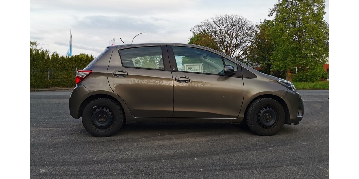 Toyota Yaris 99.492 km 11.500 &euro; Geseke 59590