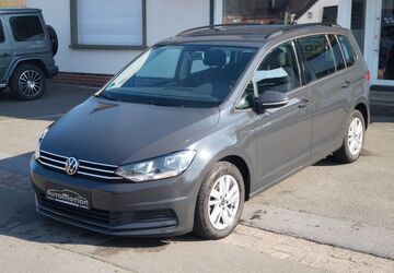 VW Touran 139.000 km 17.490 &euro; Gütersloh 33332