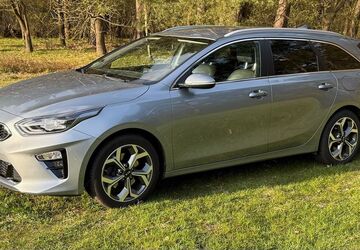 Kia ceed Sportswagon 80.000 km 15.690 &euro; Hövelhof 33161