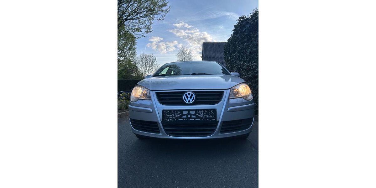 VW Polo 135.789 km 2.555 &euro; Delbrück 33129